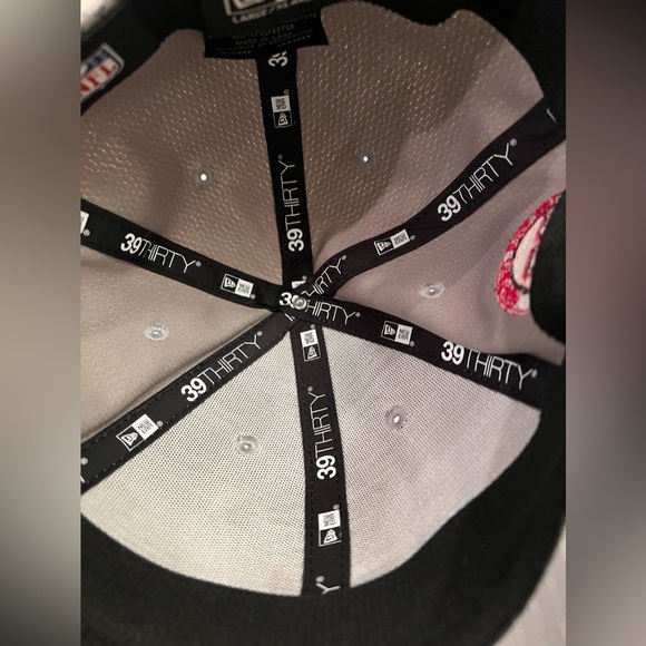 New Era Atlanta Falcons 39THIRTY Hat NFL On-Field Training Camp Cap - L/XL, NWT - Picture 5 of 6